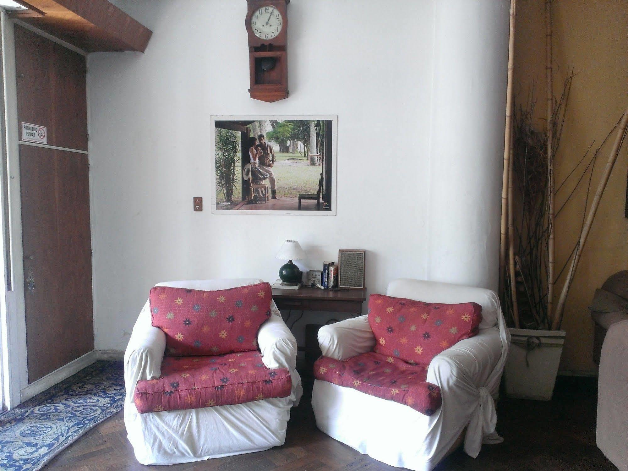 Quechua Guesthouse Hostel Rosario Funes Exterior photo