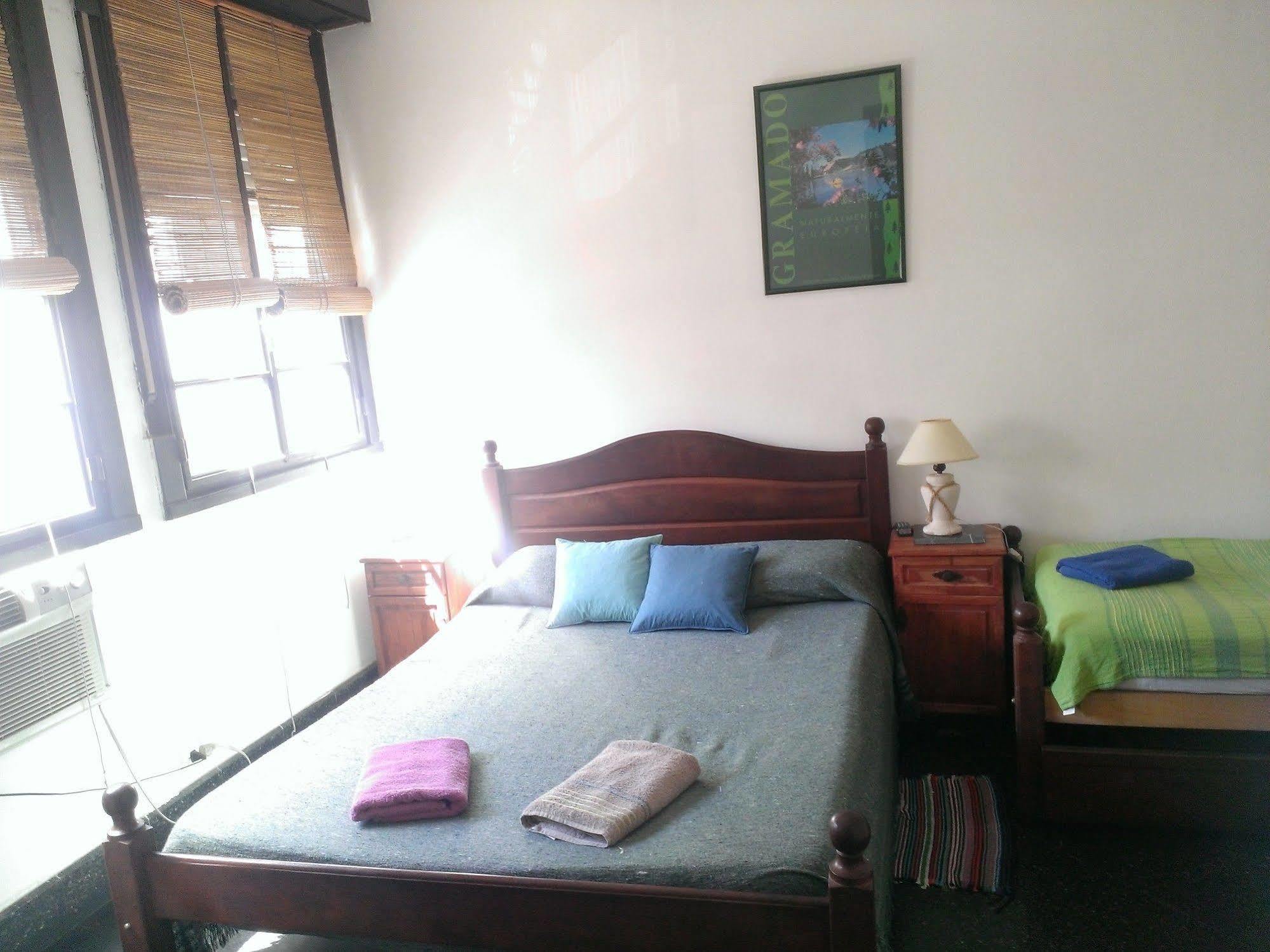 Quechua Guesthouse Hostel Rosario Funes Exterior photo